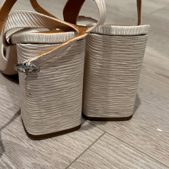 BNWT Staud White Textured Solange 100MM Block-Heel Sandals 40.5/9.5 Bridal